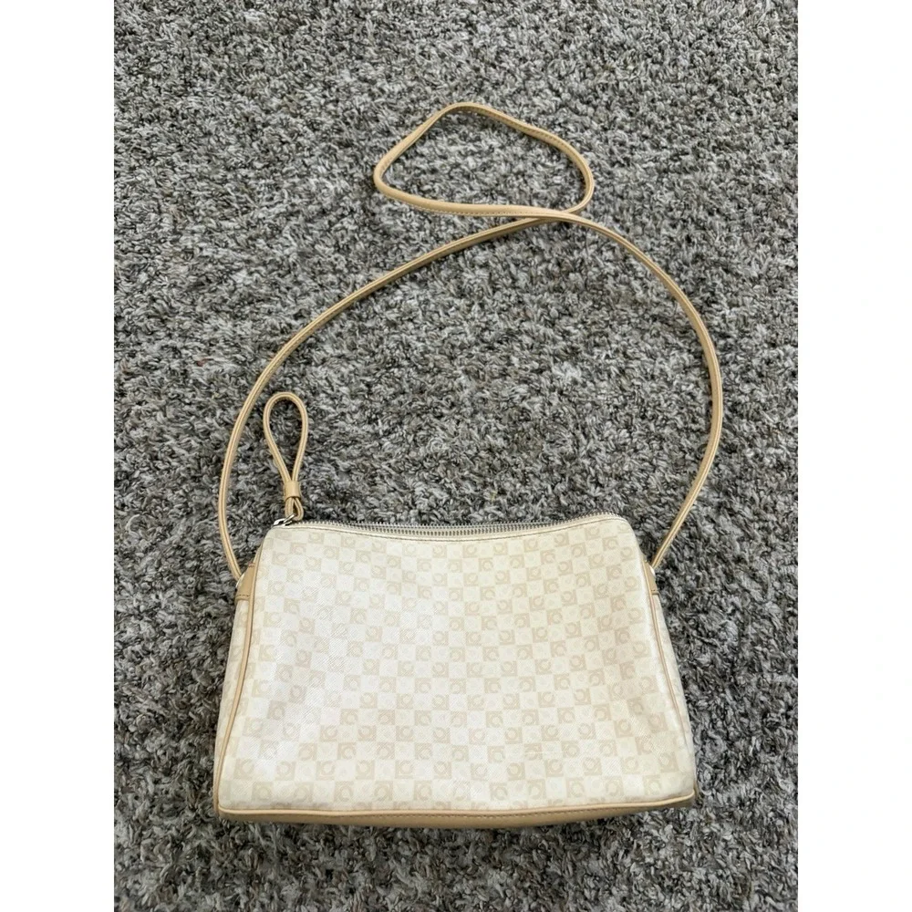 Liz Claiborne Crossbody Purse Bag‎ Beige Crème White Tan